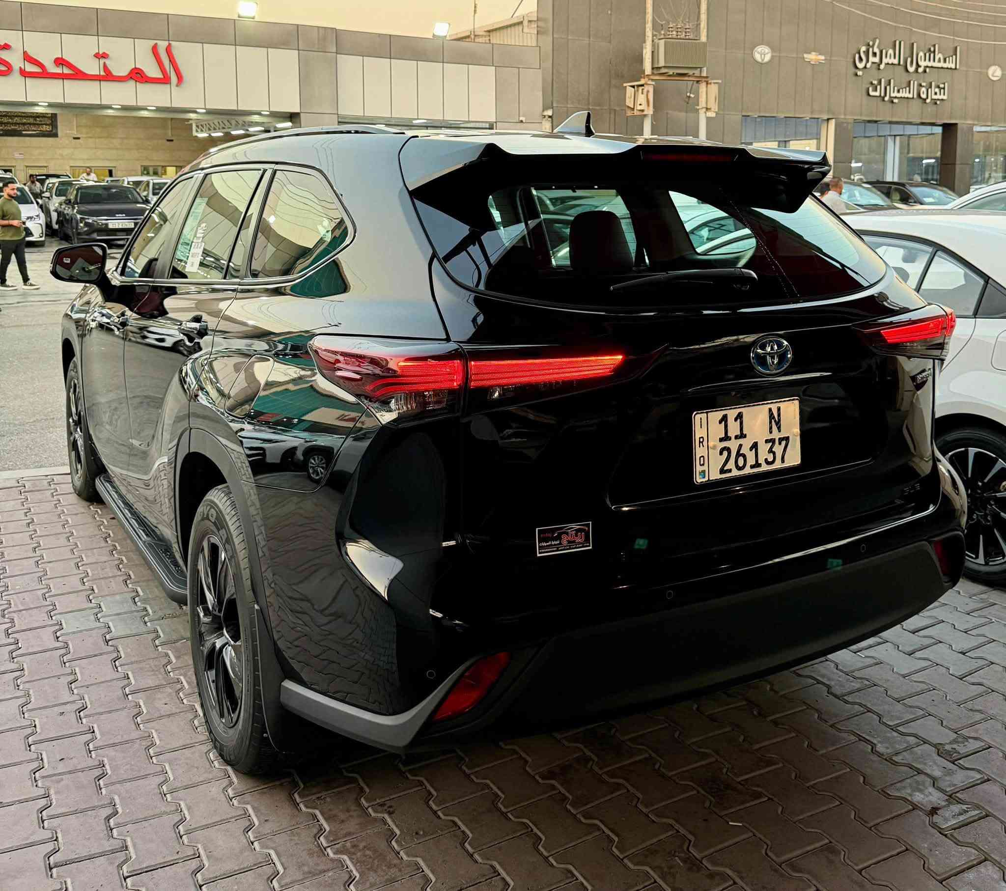 تويوتا هايلاندر  GLE بلاك اديشن

ضمان ساز ( 2 سنوات او 40 الف كم صيانه مجانية ..
                 5 سنوات ضمان على المحرك والبطاريات..)

✨ المواصفات:
✔️ محرك 2500 هايبرد
✔️الموديل 2024
✔️ فور ويل AWD
✔️ فتحه سقف سلايت
✔️ رادار امامي + تحديد مسار 
✔️ مقاعد جلد اسود
 ✔️ صندوك كهربائي
✔️ كرسي السائق كهرباء
✔️ حساسات خلفيه + امامية 
✔️ مري قابله للطي كهرباء
✔️ حمالات سقف + دواسات اصليه 
✔️ رنقات 18 إنش
✔️ لايت فول زينون + LED 
✔️ باقي المواصفات المعروفة من تويوتا

📌 الحالة: مستخدم نظيف جداً
📊 العداد: 9.000 كم فقط
🛡️ مكفولة بدون بارد او تبديل او صبغ

📍 العنوان: بغداد – معارض البياع / الشارع الرئيسي

📞 للحجز والاستفسار:
***********
***********
***********
***********

📮 لمعرفة السعر علق برقم (1)
