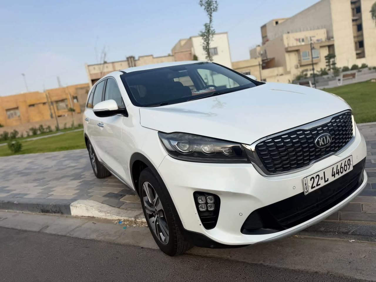 � للبيع كيا سورينتو 2019 خليجي
🚘 موديل 2019 – 7 راكب مكينة  4 سلندر 2400
 رقم أربيل
 السيارة باسمي
 كفالة عامه
 وارد خليجي
السياره ماشيه 108 الف 
جاهره سياره جديده جاهزه سعر 218 مكانه بصره رقمي ***********
