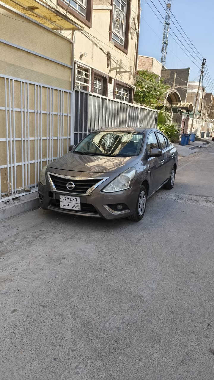 نيسان صني ٢٠٢٠ اشتريتها زيرو على ايدي 
ماشية ٧٨ 
مابيها صبغ فقط جم مكان بارد 
السعر ٩٥ 
***********
