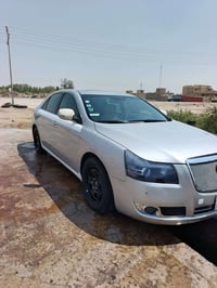 ام كراند سي 8 • ٢٠١٣ • رقم بغداد