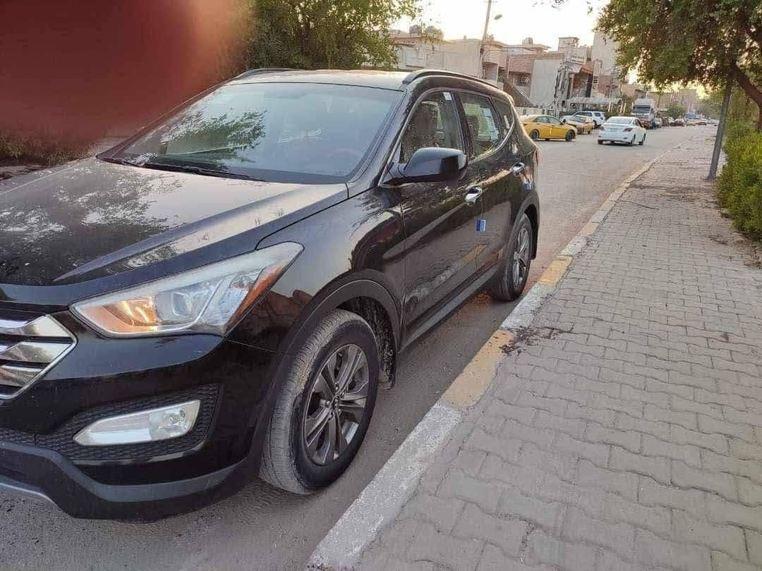 السلام عليكم سنتافي 
موديل 14 وارد امريكي رقم بغداد بااسمي 
حادثها باب الصدر نفسه مصلح
سعرها 135 مكان بغداد
***********
