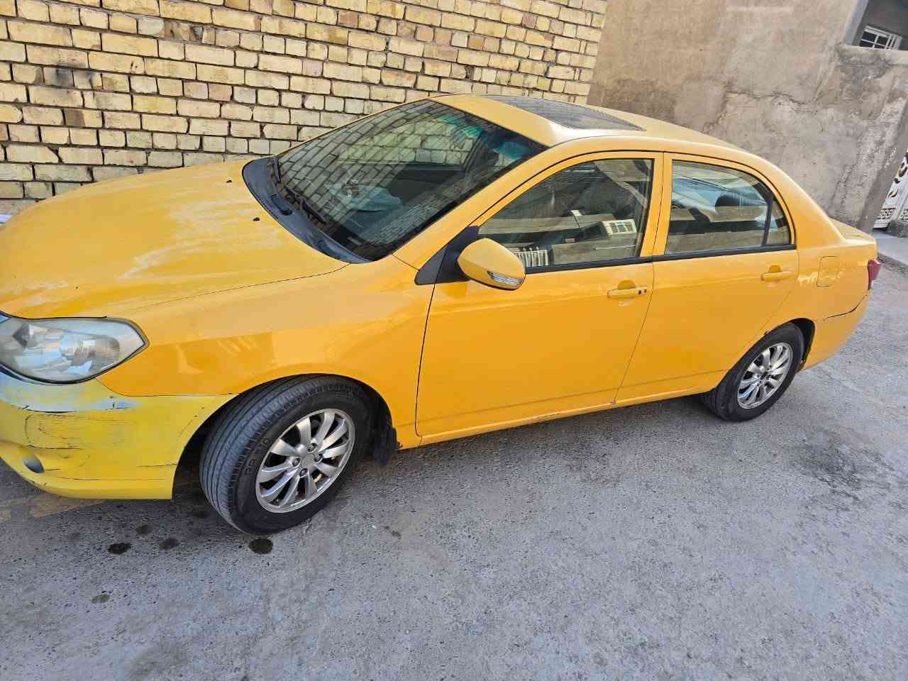 BYD 2013
كير محرك هوندا وبالكفالة تبريد ثلج
رقم وسنوية جديد اليوم سويتهن 
الباب الامامي الايمن مبدلة وصفحة اليمين مصبوغة للجمالية 
السعر 50وبيها مجال
***********
