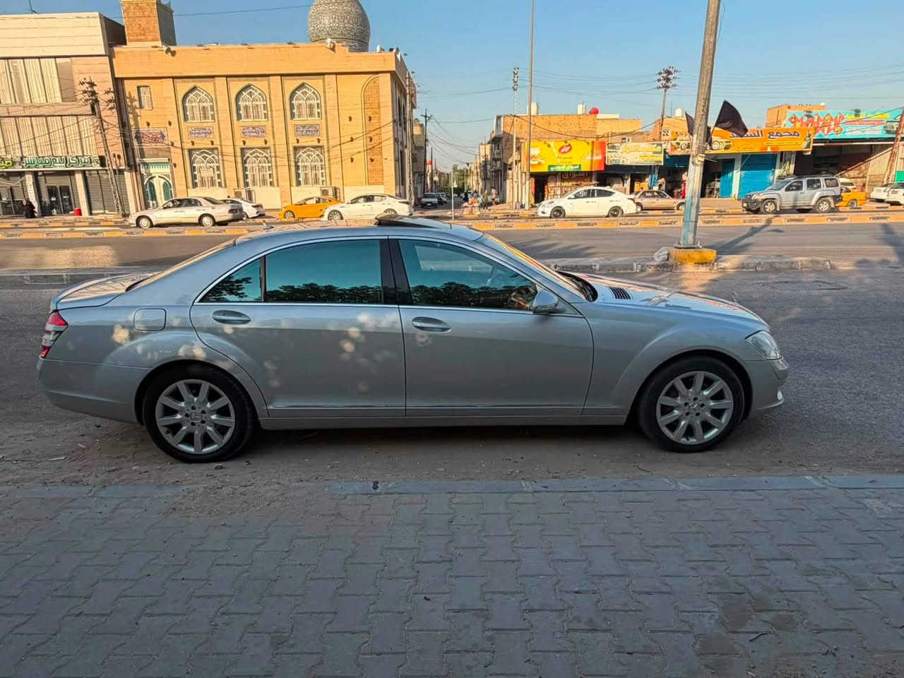 للبيع مرسيدس 550 S
فول مواصفات 
سلايت 
كشنات تدفئه تبريد 
موديل 2008 
مري شفط 
تبريد ثلج 
وارد يابان 
تسجيل جديد 
تحويل مباشر  بنفس اليوم 
مكان السياره نجف 
السياره جديده كلش 
السعر 170 
تخم تاير 
السيارة جاهزة
‭***********‬
