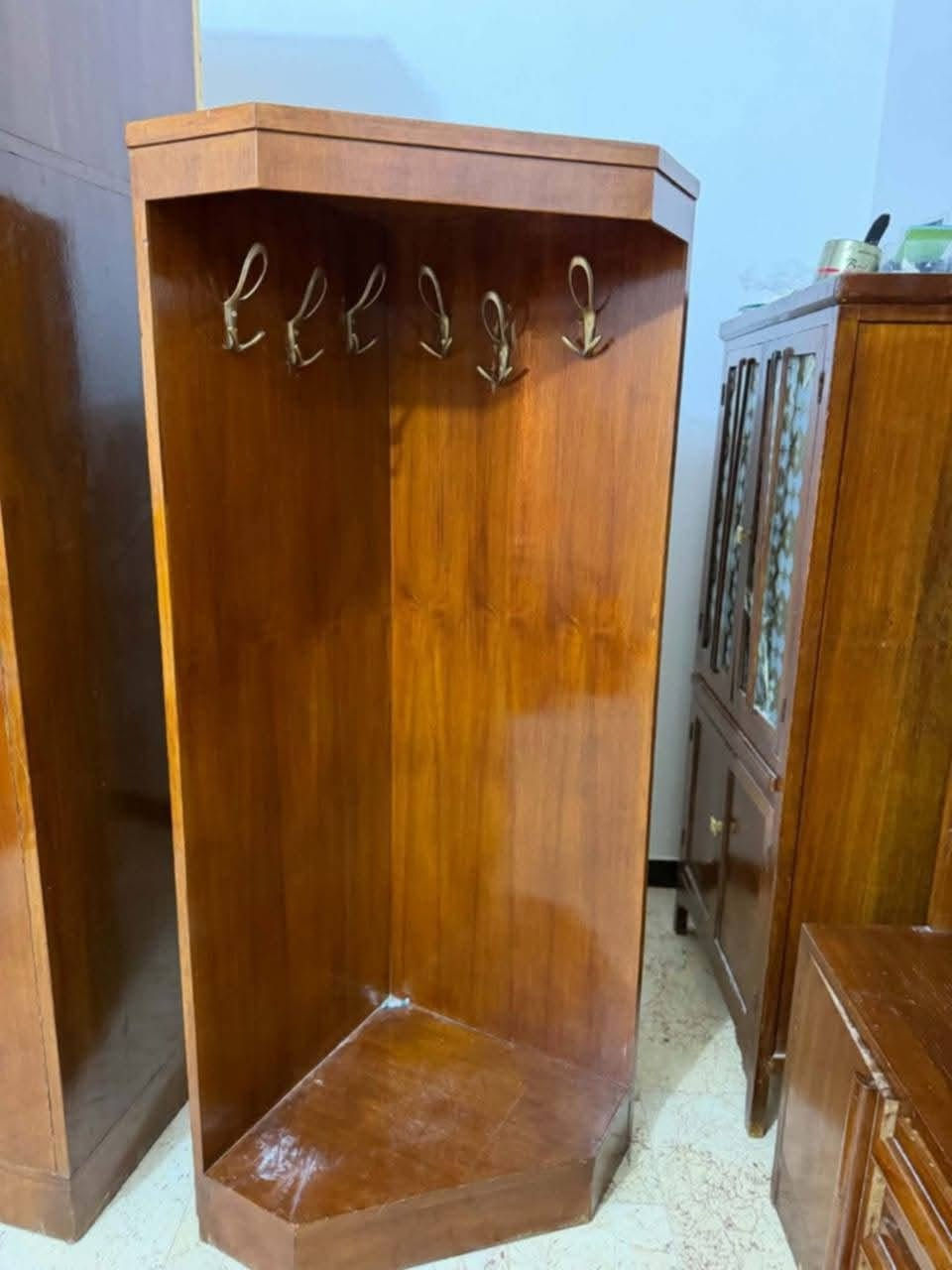 الانبار هيت الجمعية الثانية 
#للبيع 

غرفة اخشاب حطاطة

سعرها ٥٠٠ الف وبيها مجال
للإستفسار الاتصال على الرقم ***********
بي واتساب
