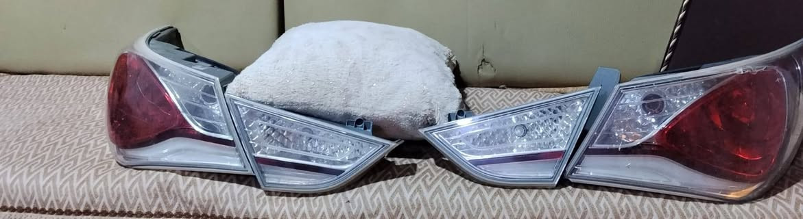 بك لايت سوناتا من ١١ إلى ١٤ كرستال بيهن كسر سعرهن  ١٠٠ او بيهن مجال ***********
