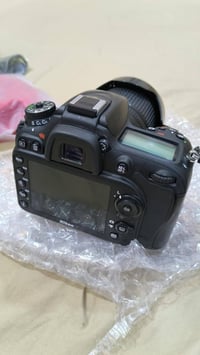 نيكون D7100 • نظيف جداً • عدسة 18-105mm