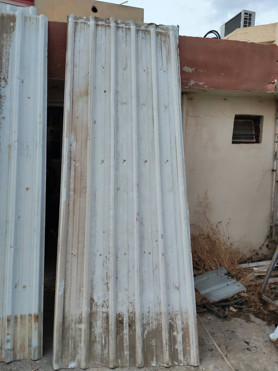 جينكو كما موضح بالصور ٢٧ متر مربع
بيهم قطعة 3*3 مثبتة عالحديد

السعر 150000
العدد الكلي : 9 قطع (1 في 3)

للتواصل واتس اب فقط ***********
