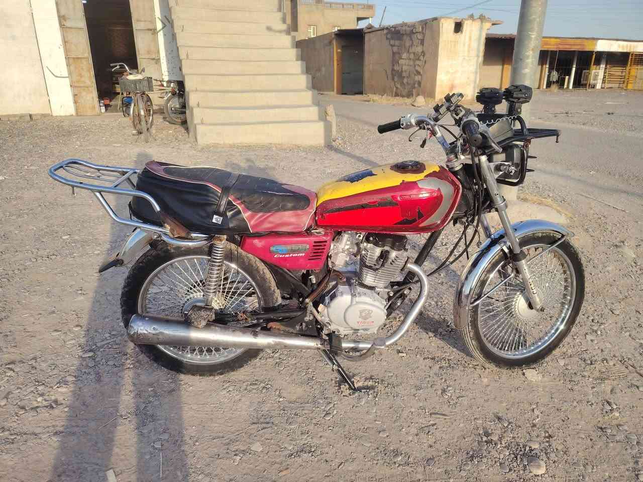 تايكر 20 وزن ثكيل دبلت وره جدام شقالت تواير وره جدام جدد كهربائية شقاله امروس بسيفان الرقم ***********
