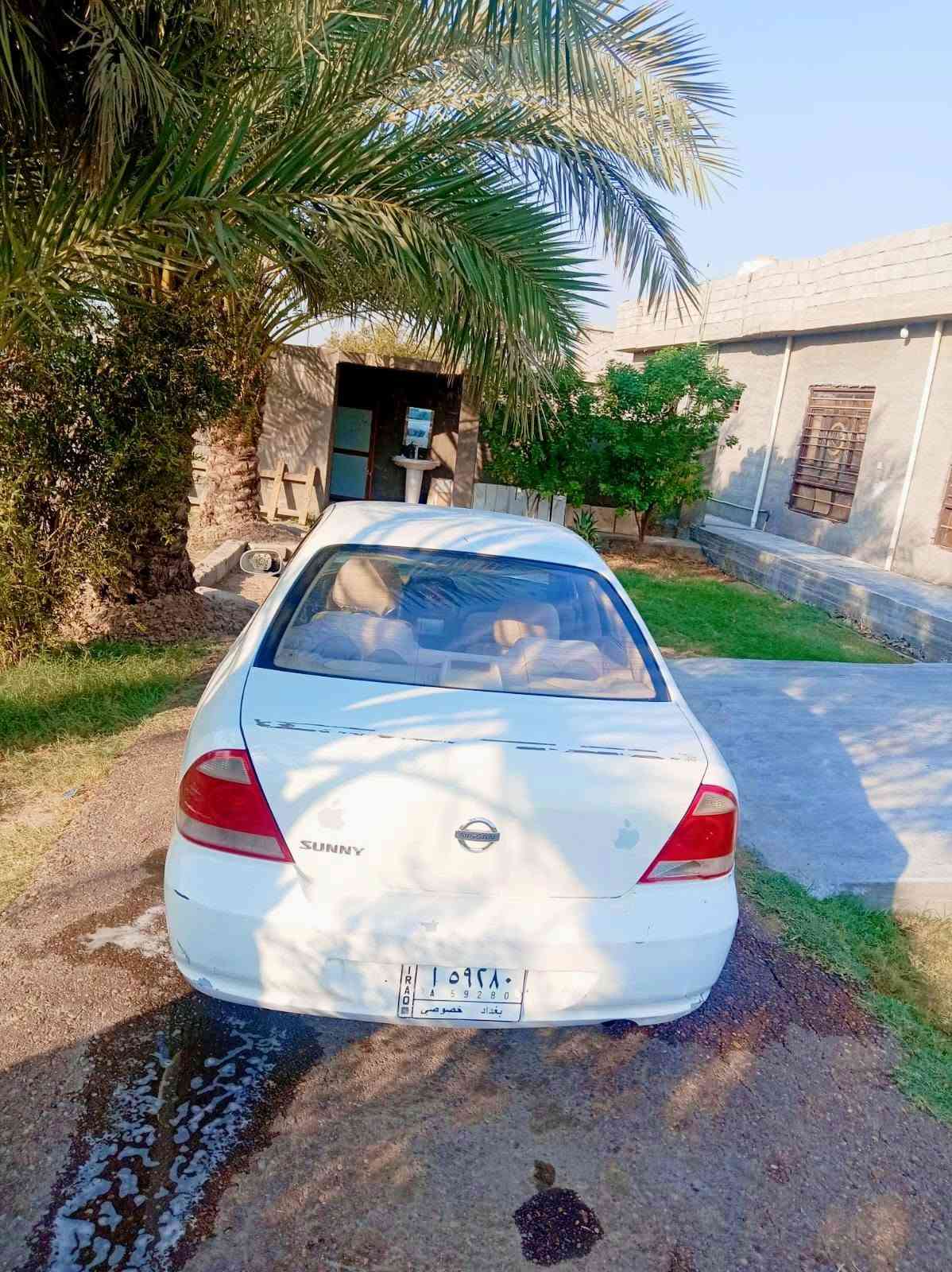 نسيان سني موديل 2007 ألون أبيض سياره جاهز محرك كير صدر جديد بيها صبغ جمالغ وبنيد وباب مابيها حادث بسيط بدون دواخل رقم بغداد مكان سياره ابو غريب سعرها 72 وبيها مجال التفاصيل الاتصال على الرقم ***********
