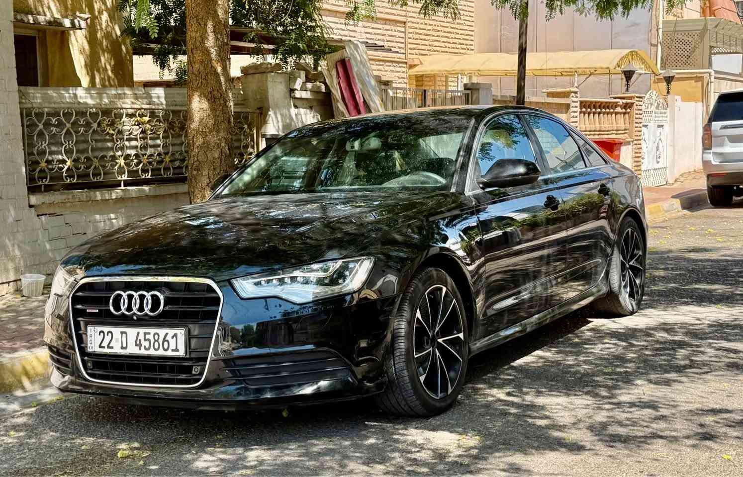 ***********
بيع او مراوسة 
اودي A6  S-LINE
موديل 2014 خليجي 
محرك V6 تنفس طبيعي و گير 7 نمر 
نظام Quattro أقوه دفع رباعي بالألماني
مواصفات فول الفول  
حساسات 360 درجة 
كامرات 360 درجة 
لايتات داينمك 
كشنات جلد والكنتارا
شاشة كبيرة 
ومواصفاتها S_LINE حقيقي  
وعليها برمجة RS6 🔥صاروخ أرضي
ميحتاج اذكرها وحدة وحدة

الصبغ فق ربع جاملغ امامي جهة السكن و ربع بونيد بدون دواخل

تبريد و محرك وكير و اكسل بشرط فقط يحتاج خيال

السعر 107 وبيها مجال  قليل ان شاء الله 
مكان السيارة كركوك 
..$***********..$ كركوك, العراق
