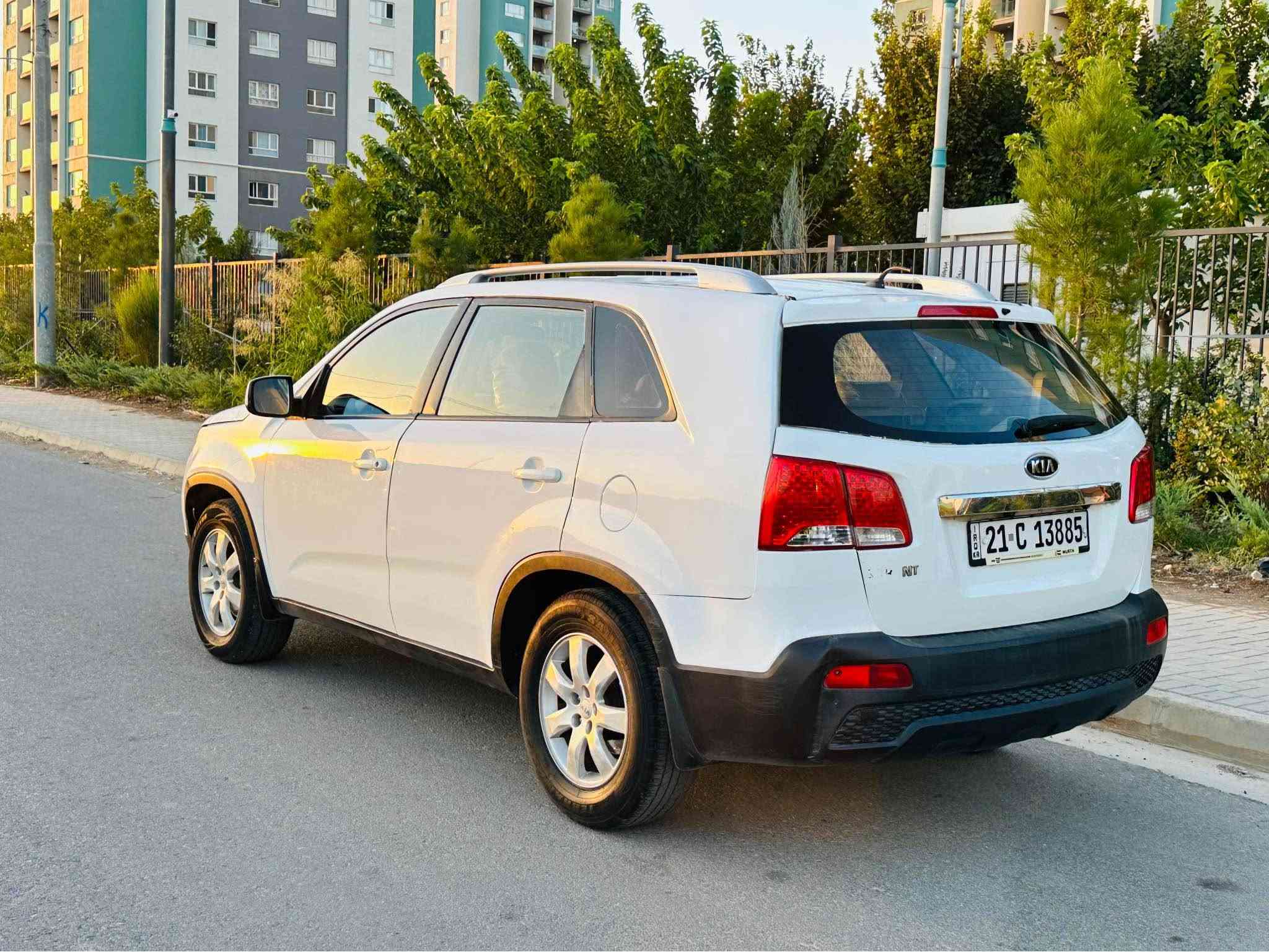 کيا سۆرينتۆ ٢٠١٢
سە ياره كه كه وتوه به لايا چوار پارچه ى بۆياخه به عام بۆياخ ئه يفرۆشم سه قفى ته عديل سارده پيش و دواى كه پسه بيناوگرتن بى ئيرباك شانسى و هه مووى به شه رت 

گيرو مه كينه ى به شه رت ژينگه و سه نه وى تازه يه 
ته حويل خرامه به شه رت. سعرى (٨٩$) معامه له يه كى زۆر زۆر كه م له سليمانيم
*********** السليمانية, العراق
