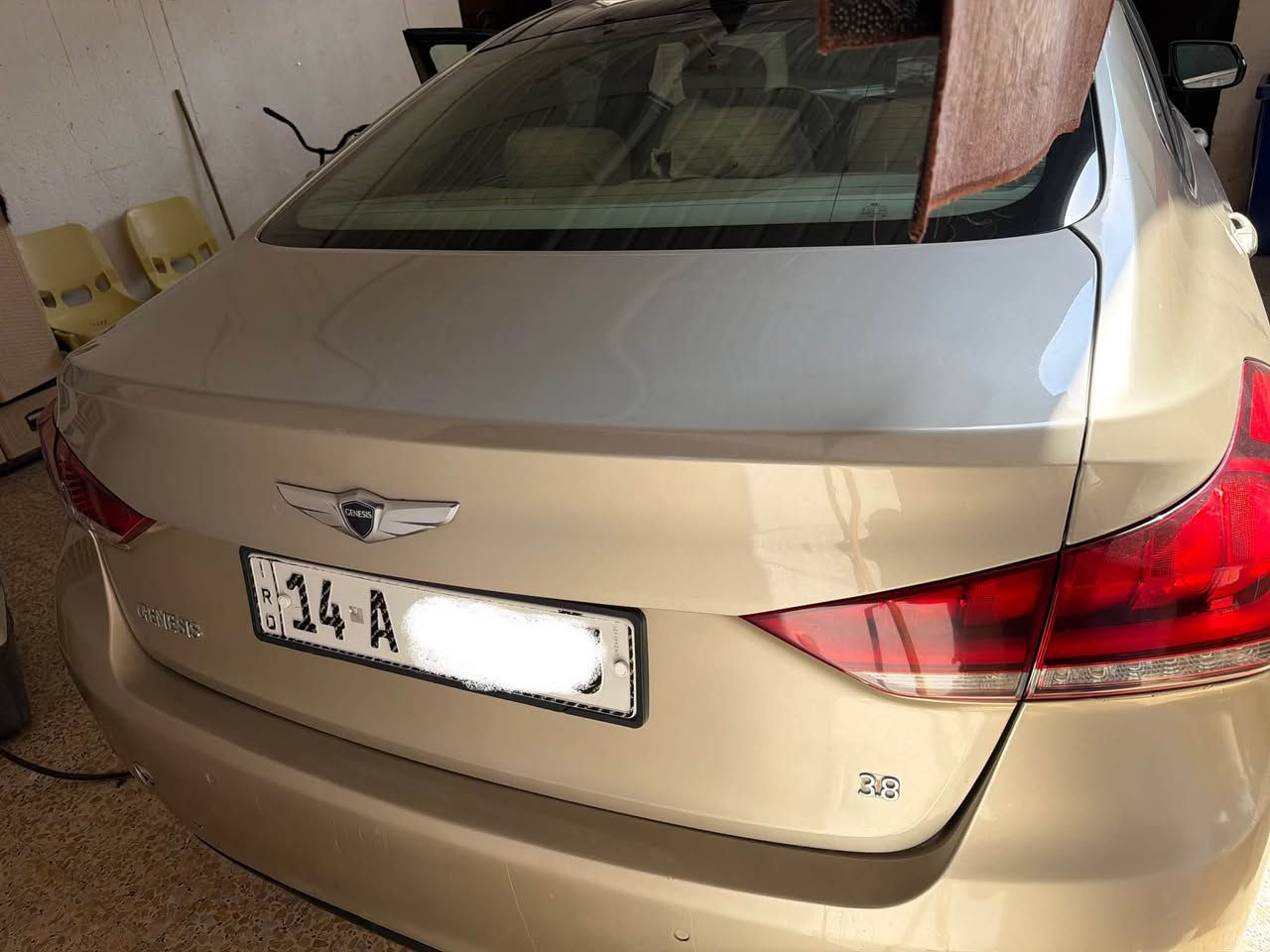 جينيسس 2015-G80⚙️ المواصفات:             

المحرك (V6) بسعة 3.8 لتر يولد قوة 311 حصان
_. شاشة معلومات ملونه مقاس 7 بوصه

 _. كشنات أمامية كهربائية ()+ تبريد وتدفئة المقاعد جلد
_. رادار أمامي، خلفي، وجانبي نقطة العمياء
_. تحديد مسار + تنبيه الخروج عن المسار
_. علامة ترحيب (شعار جينيسس) عند الاقتراب
_. حساسات أمامية وخلفية 360 درجه
_. مرايا تعتيم ذاتي + قلاب + هيتر + شعار جينيسس
_. لايت LED نهاري وليلي + عدسات زينون عالي/واطي أوتو
_. خاصية الصعود المريح (الكشن يرجع للخلف مع الستيرن عند النزول )
_. خفض صوت التبريد والصوت تلقائياً أثناء الاتصال
_. نظام صوتي Lexicon بـ 17 سماعة
_. 3 وضعيات قيادة: عادي – إيكو – سبورت 
_. ستيرن كهرباء 
_. كير  8 نمر . شفتات ستيرن
_. بانوراما كامل
. خزن ميموري لوضعيات الكشن
_بردات جوانب 2 خلفيات
_. تبريد 3 مناخات منفصل
_. جام أوتو (4 جام)
_مانع تصادم+ قياده ذاتيه+ مثبت سرعة ذكي يحافظ على المسافه بينك وبين السيارة الامامية
_.ترحيب عند الاقتراب وبصمة ابواب  —
مع العلم السيارة ادامه عامه منضومه تبريد بلاد جديده + بلكات جدد منضومه راديتر وراديتر جديد +ماء اخضر بلاد ولف حماوه جديد +باتري جديد اصلي + كير جديد بلادي 8 نمر +مكينه خير من الله سيارة توها مكمل ادامتها عامه .
رقم بصرة سنويه بأسمي تنتهي ب2028
السعر______ 150

تواصل ***********
