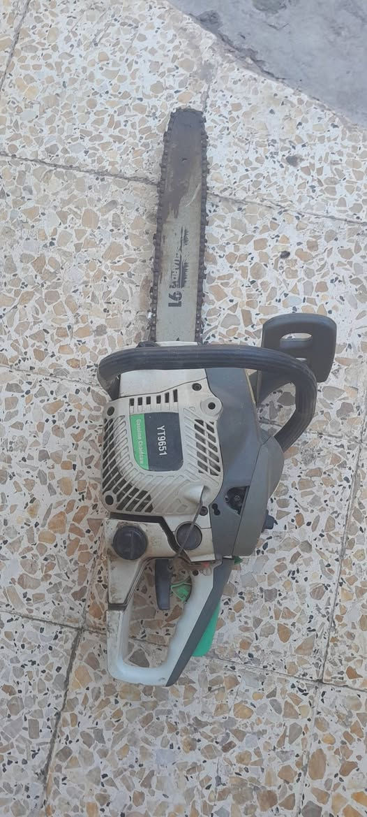 للبيع مكينه لحام نضيف دريل همر منشار
أشجار مكان زانكو قرب شارع ميه *********** وتس
