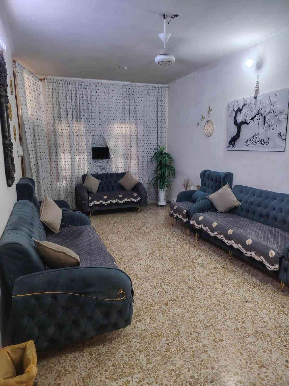 للبيع بيت سكني في المحمودية المساحه150 الاستفسار مراسله ***********
