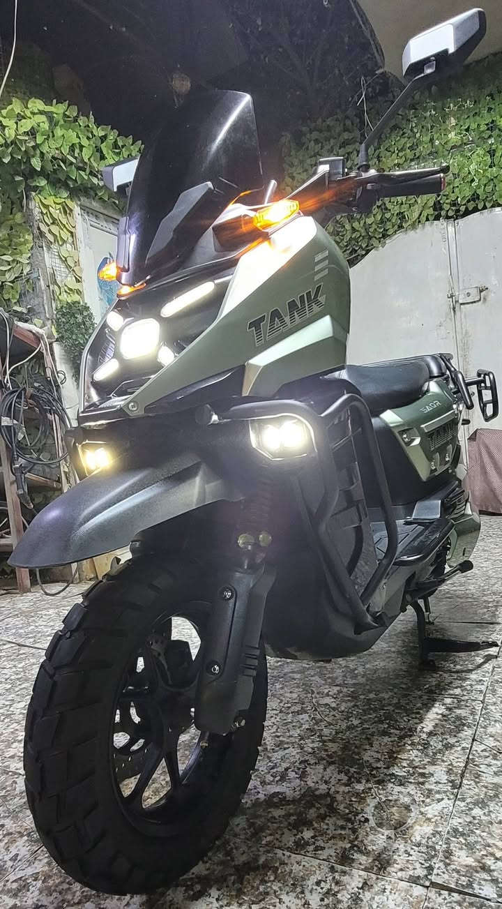 السلام عليكم..دراجه اباتشي ..تانك الصقر ..TANK..اصدار 26...عدد البطاريات _8_ مسطره  ..96 فولت ...الدراجه وضع وكاله ..بلوتوث...مخرج شحن ..USP..دسك أمامي خلفي....APS...أمامي...اطارات جبلي..عدد التحويلات..1..2..3....R...مدرعه بل كامل ...تمشيك الشحنه الوحده اكثر من 70 كيلو....السرعه الفعليه ..85.k...شاحنه اصليه تدعم الشحن السريع والأيقاف الذاتي عند امتلاء البطاريات...
السعر (مليون و150) قفل ...مكاني بغداد الشعب قرب محكمة الشعب الجديده على الشارع العام الشراي يتصل..***********...واتساب موجود
