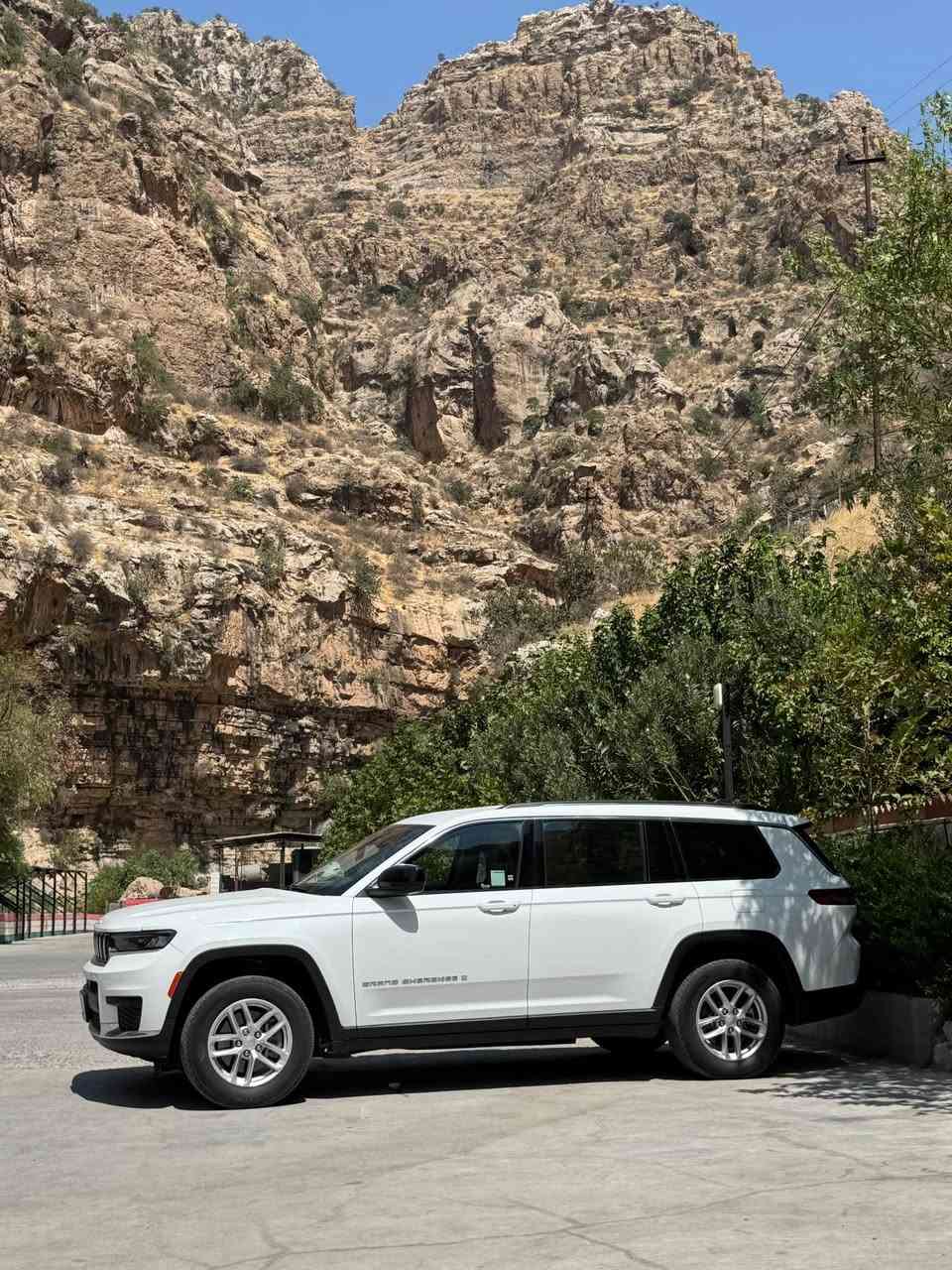 جيب كراند شيروكي مواصفات لاريدو موديل 2023 ماشيه 44كم 
السعر 285
الرقم *********** الزبير, البصرة

