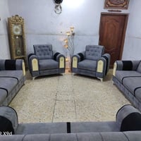 نظيف جدا • ١٠مقاعد • بلوك أسود