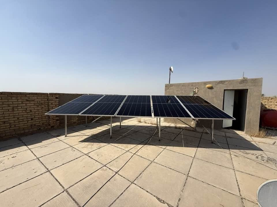�☀️ تم بعون الله تجهيز وتنصيب منظومة طاقة شمسية متكاملة الى الاخ محمد باسم كردي   /قضاء الدغارة 

✅ منظومة 10 أمبير نهاري 10 ليلي مصممة لتوفير طاقة مستقرة وتشغيل الأحمال بكفاءة عالية على مدار الساعة.

⭐ مميزات المنظومة:
🔹 بطارية عالية الكفاءة بضمان 5 سنوات.
🔹 انفيرتر بمواصفات متطورة وضمان سنتين.
🔹 ألواح شمسية بضمان 15 سنة وأداء ممتاز في مختلف الظروف الجوية.

💡 تخلص من مشاكل انقطاع الكهرباء وارتفاع تكاليف التشغيل، واستثمر في طاقة نظيفة واقتصادية تدوم لسنوات.

📞 للحجز والاستفسار وتجهيز جميع أحجام المنظومات المنزلية والتجارية، راسلنا على الخاص.

طاقة شمسية اليوم… راحة وأمان لسنوات قادمة. ☀

للتواصل 
مهندس عباس:***********

مهندس حمزة:***********
