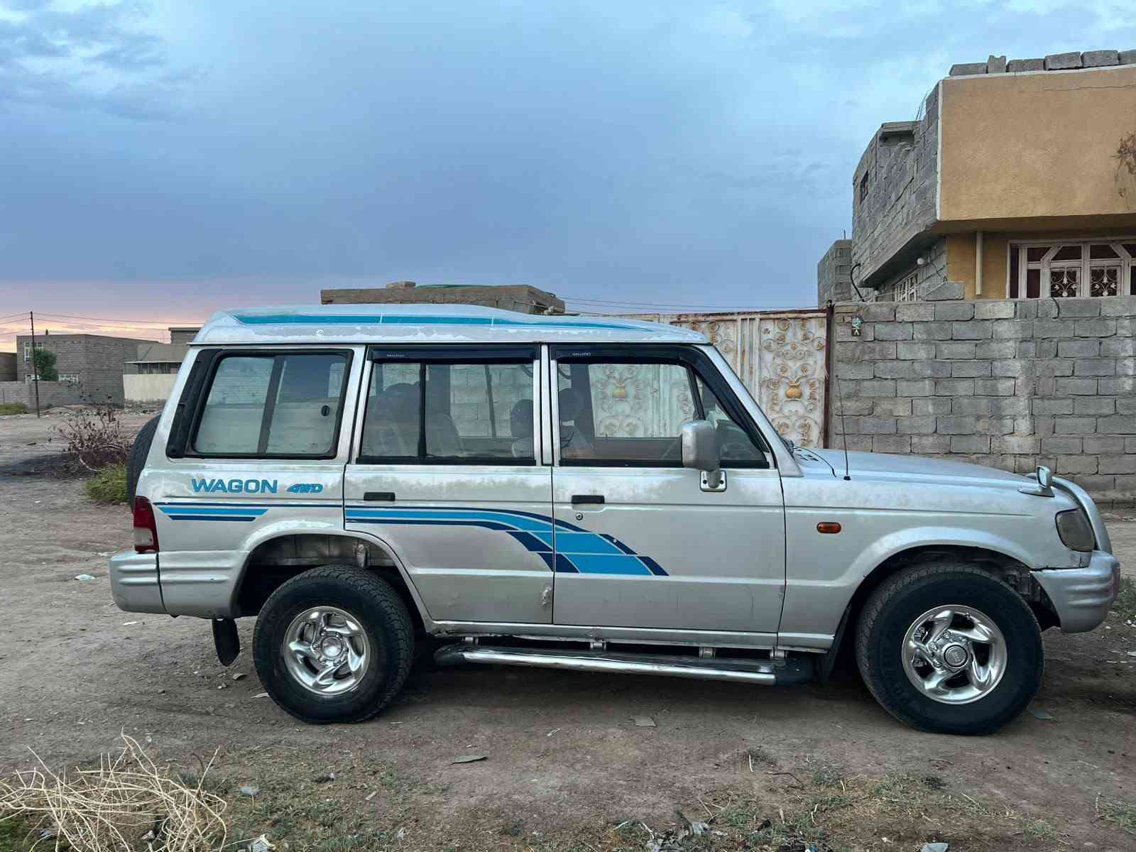 السلام عليكم
كالوبر للبيع موديل ٩٩ باسمي تحويل ثاني يوم
سياره جاهزه ما عدا خيط تبخير بالمحرك خفيف 
كهربائيات شغاله وتبريد ثلج تخم تاير نضيف باتري جديد سياره جاهزه+ ٧ راكب
سياره مال جناي السعر ٦٠ ورقه وبيها مجال للطيبين
للتواصل على الرقم التالي
*********** تصال فقط مكاني بغداد الحسينية مال راشديه مقابل مستشفى حماد
