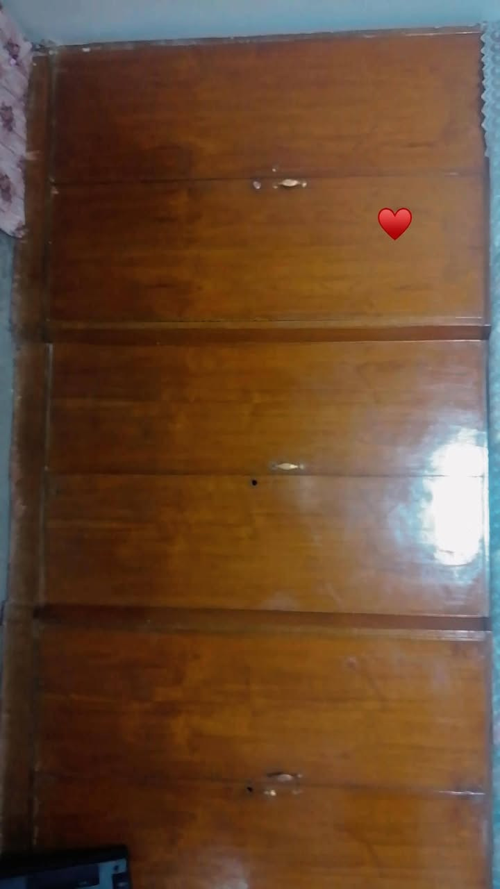 للبيع قنصور ست ابواب والسعر على خاص او الرقم
***********
***********
