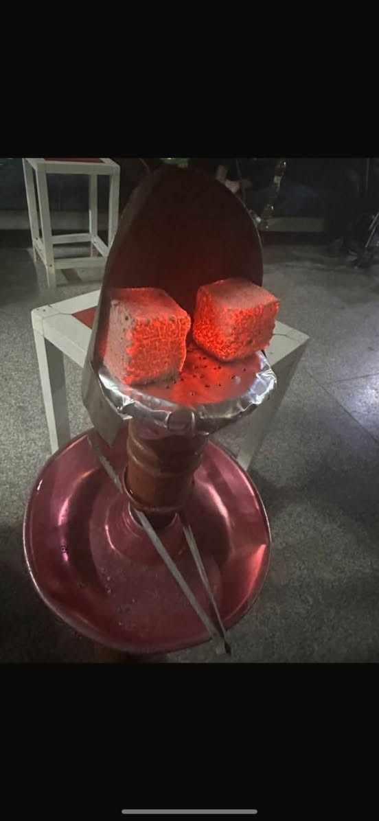 فحم اندنوسي • باكيت ١كغ • كارتونة ١٠ باكيت