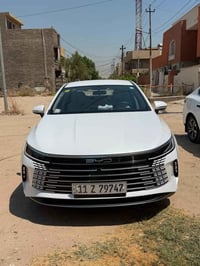 بي واي دي دستروير • بنزين وكهرباء • ٩٠٠٠ كم