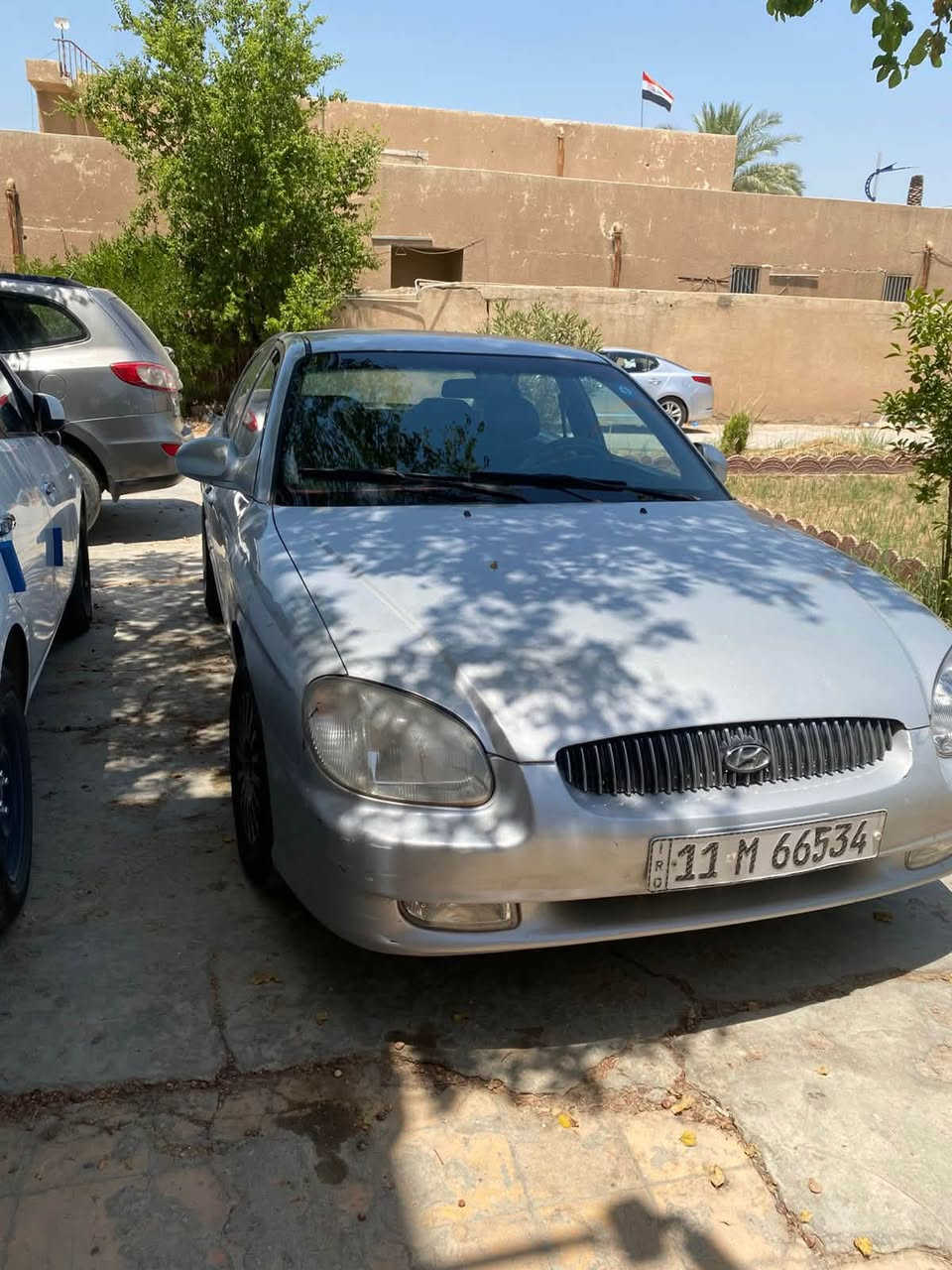 السلام عليكم
سوناتا 2001 سياره خير من الله مناقصها كلشي 
صبغ عام جماليه تحويل ثاني يوم مكان السياره بغداد التاجي 
سعر السياره 34 ورقه وبيها مجال بسيط تجي تشوف وتدلل
***********

