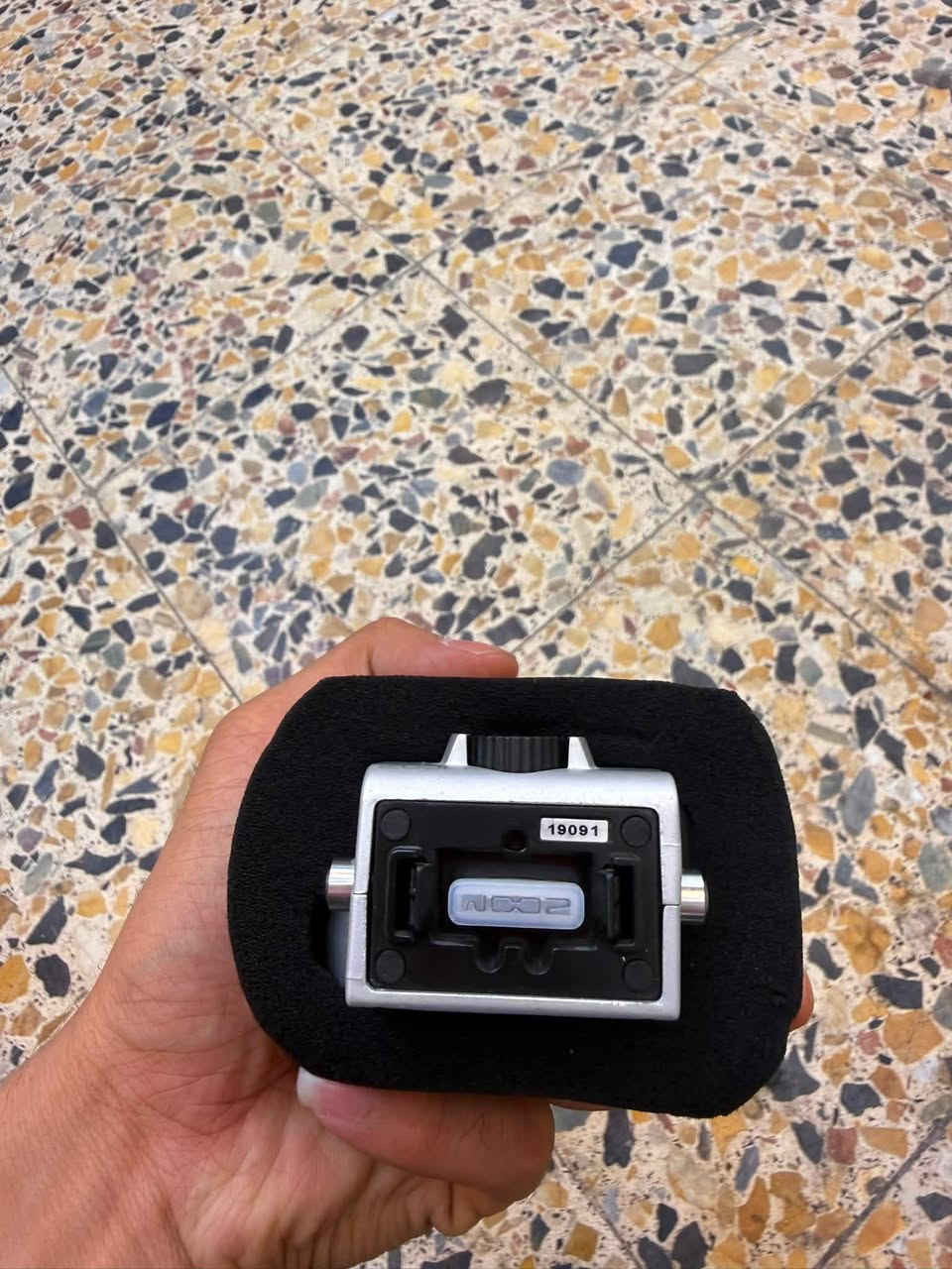 للبيع كبسولة مايكروفون Zoom XYH-6 اصلية 100%* 🎙️
*الحالة*: مستعملة نظيفة + وياها الاسفنجة الاصلية Windscreen
*تشتغل على*: Zoom H4n Pro, H5, H6, F4, F6, Q8
*السعر*: 80 الف دينار - بيها مجال للشراي
*المكان*: بغداد - [عبيدي] والتسليم يد بيد
*السبب*: ما عندي جهاز Zoom اركبها عليه
*للتواصل*: واتساب *********** /
