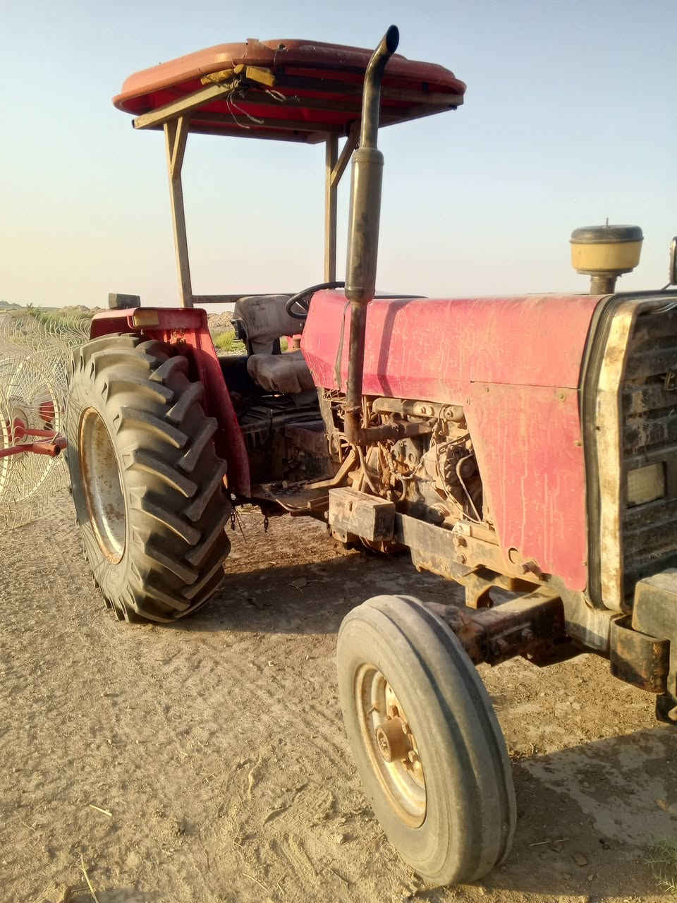 فوركسن للبيع باكستانيه بدون مكينه خير من الله ما وراها شي قيم وخذ مكفوله ‏‪***********‬‏
