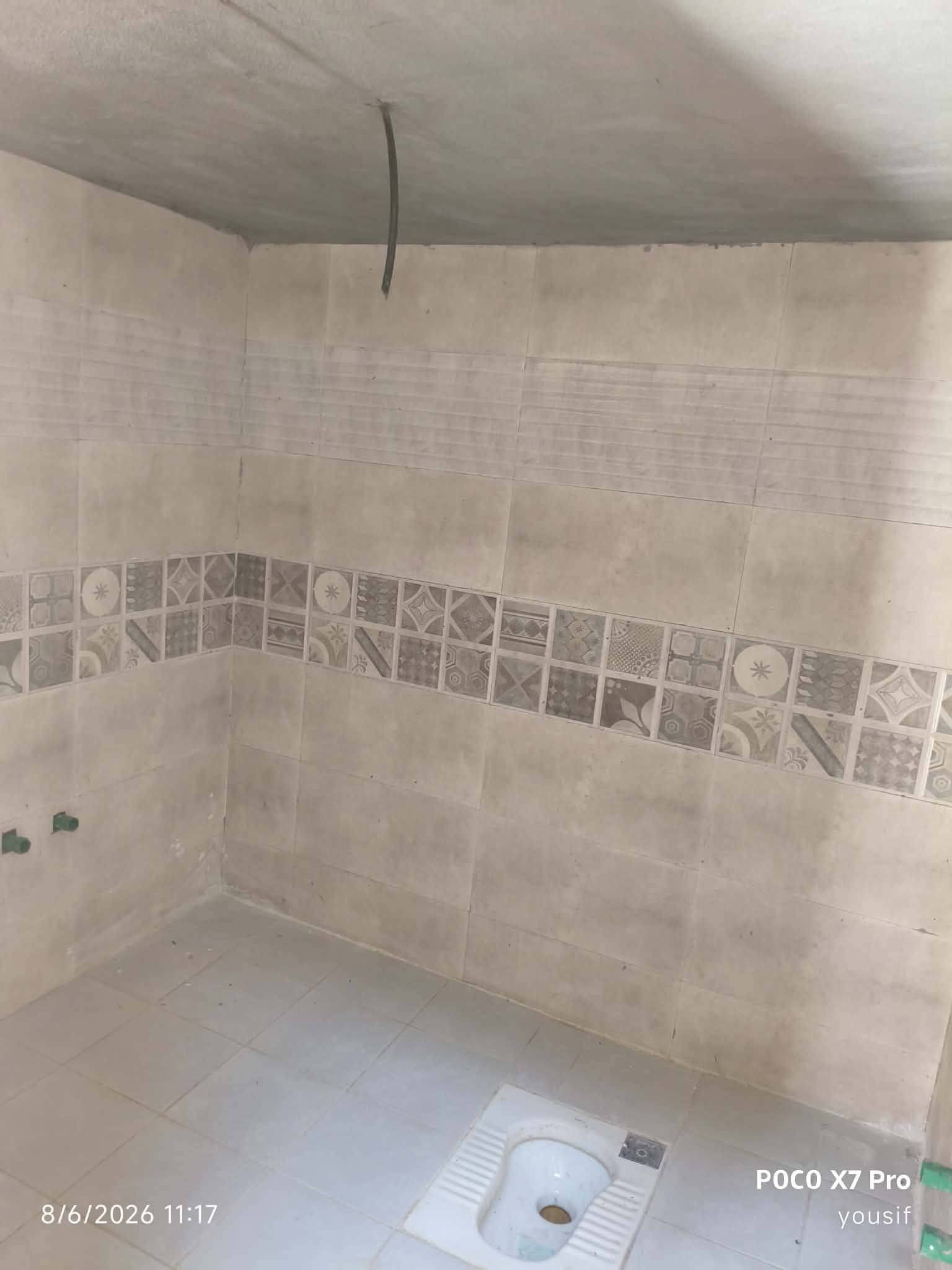 🏡 بيت زراعي للبيع 🏡
📍 الموقع: شارع رشيد الهجري، قريب من الشارع العام.

🔹 مساحة الأرض: 280 متر²

🔹 مساحة البناء: 200 متر²

🔹 مساحة الحديقة: 80 متر²

🔹 بناء حديث وغير مسكون

يتكون البيت من: 

✅ غرفتين نوم

✅ صالة

✅ استقبال

✅ مطبخ

✅ مدخل مستقل

✅ حديقة واسعة

💰 السعر المطلوب: 40 مليون دينار

📞 للاستفسار هذا الرقم بـ واتساب ***********
 
الرقم الثاني: ***********

بيت حديث بموقع مميز وقريب من الخدمات والشارع العام، وجاهز للسكن مباشرة.

نص مكتوب في الصور:
- 8/6/2026 11:15
- POCO X7 Pro
- yousif
- 8/6/2026 11:15 POCO X7 Pro yousif
- 8/6/2026 11:16 POCO X7 Pro yousif
- 8/6/2026 11:16
- 8/6/2026 11:17 POCO X7 Pro yousif
- 8/6/2026 11:17