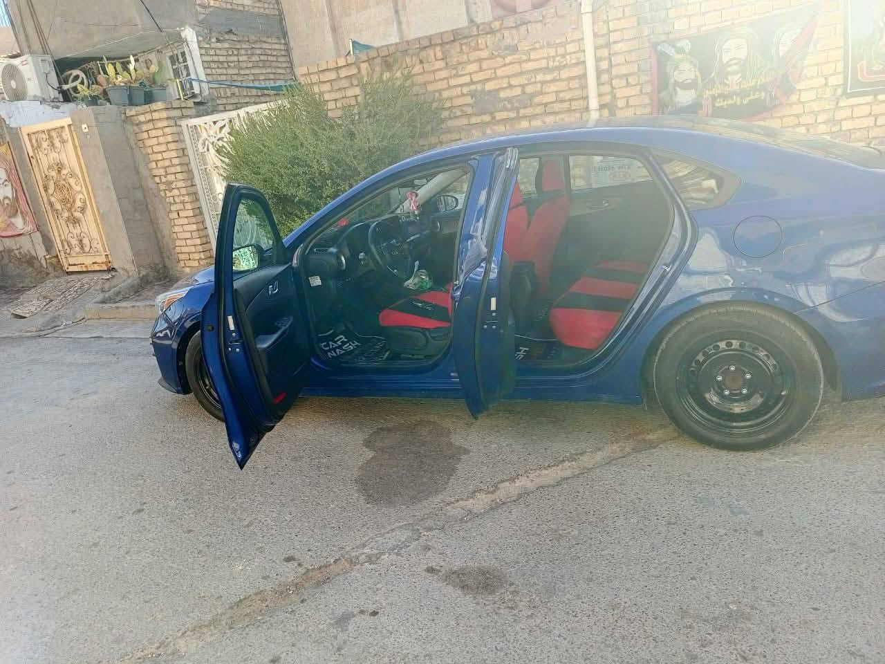 فورتي وارد امربكي قطعتين تبديل تحويل مباشر بغداد مكان السياره حي العامل رقم الهاتف ***********
السعر 105 وبيها مجال
