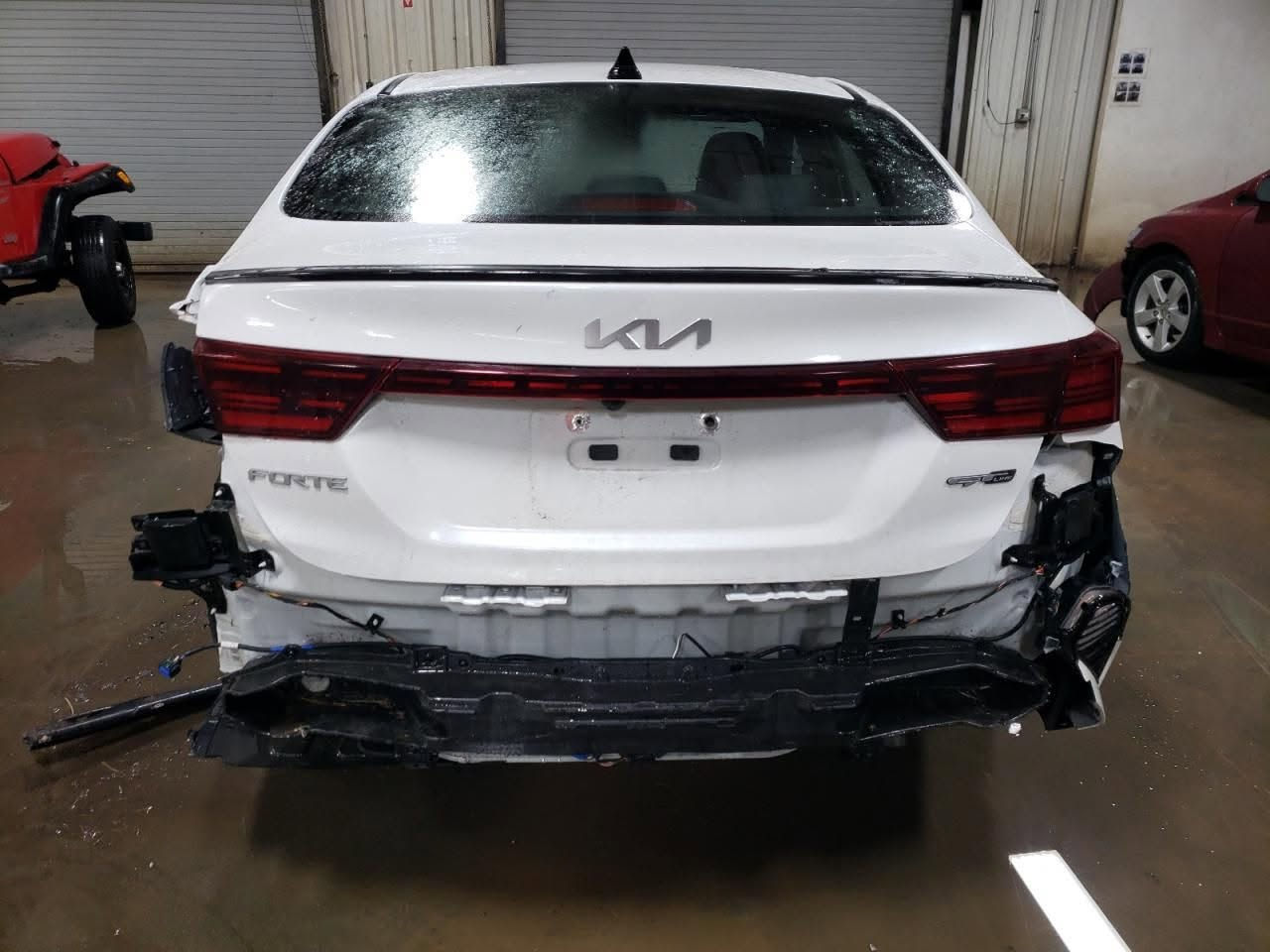 سلام عليكم فورتي  وارد امريكي فول مواصفات اعل فىه موديل 23 مرقم بغداد  سعر 155وبيه مجال بسيط مكاني بغداد بلديات تفاصيل اكثر اتصل ***********
