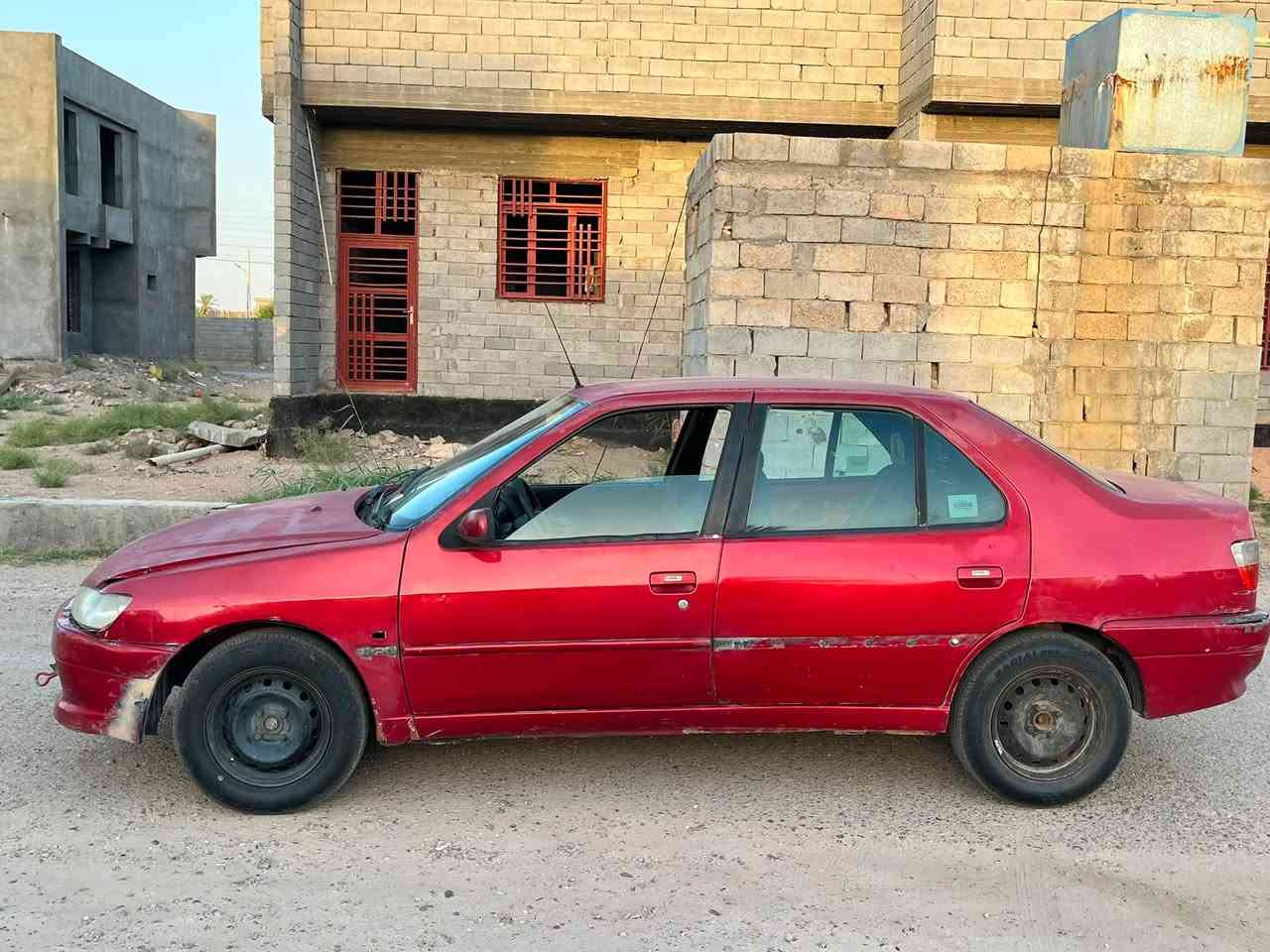 #عام.   اسلام عليكم ورحمة الله وبركاته 

سيارة بيجو موديل 2002  للبيع 
سنوية بأسمي تاريخ انتهاء السنويه 2028 
سياره رقم بغداد 
مكان السياره الانبار الرمادي. 
تبريد مايشتغل 
تخم تايرات جديد 
الاتصال و الاستفسار 
***********
واتساب او اتصال على شارحه 
السعر 25 ورقه و بيها مجال بسيط
