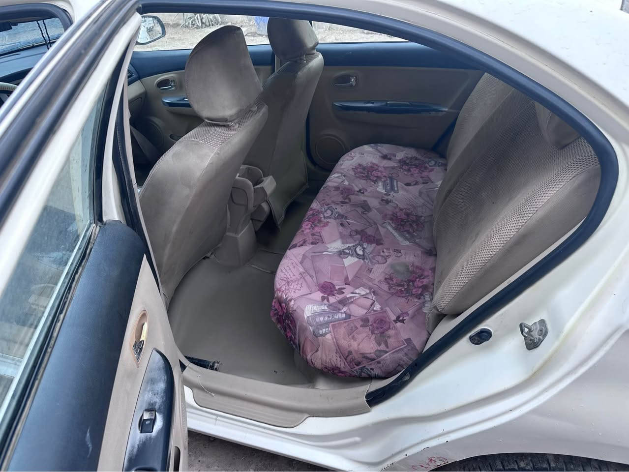 گريت ول (فولكس) موديل ٢٠١٢ رقم بغداد بسمي للبيع او مراوس حسب القناعه مابيها ضربه ولاصبغ بس شبر بالجاملغ الامامي وبيها شويه خياسات تايرات جدد تبريد شغال مكينه مجفتها جديد وگشرها گدام عينك (السعر ٣٧) للاستفسار *********** بي واتساب مكاني بغداد ابو غريب Colombo, Sri Lanka
