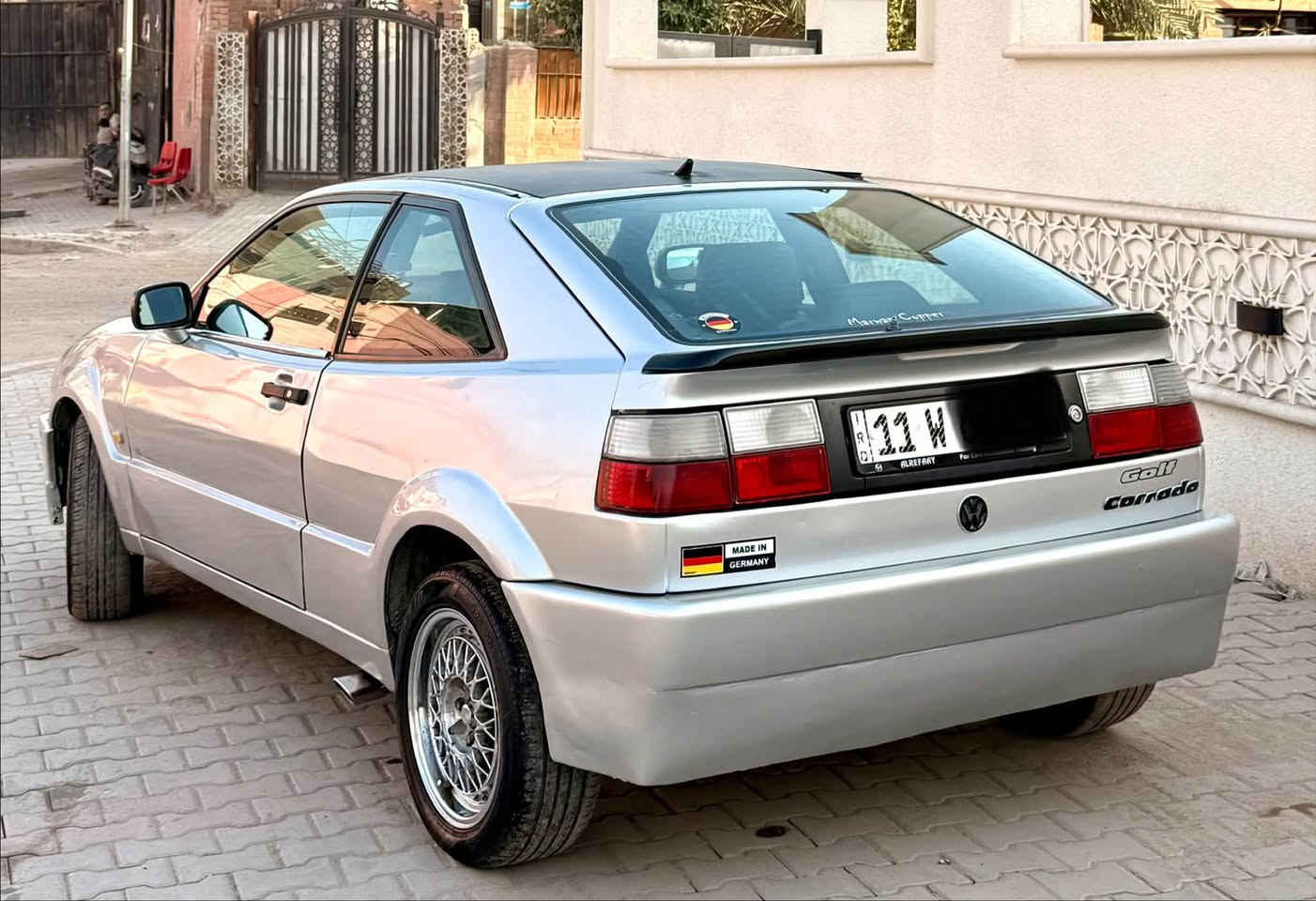 السلام عليكم 

من النوادر والمميزات ع مستوى العراق ❤️

للبيع او مراوس حسب القناعه  ✅

كولف كورادو تك باب    ✅
الموديل ١٩٩٢ ✅
اللون رصاصي  🖤
كير عادي ممتاز ✅
مكينة ٤ سلندر ١٨٠٠ ممتازه  ✅
صدر امامي خلفي جديد ✅
كشتات بلاد ✅
تبريد ثلج ✅
داخل بلاد ✅
ويل بي بي اس نيكل ✅
سستم صوت ✅

السياره بيها مكينه وكير جدد بالكارتونه والصدر جديد والتبريد منظومه كامله ثلج  .

البجم مخيف ولايتات عدسات كلش حلوات .

النصبه كلش حلوه والصبغه ممتازه مالتها وشويه تطعيمات بالأسود فابلون علمود اخاف تتشخط .

تراي السياره جدا حلو وشرط ترايك للبصره او اربيل .

السياره رقم بغداد الدولي  سنويه جديده وهزه جديده 
باسمي شرط التحويل   ✅

السعر جدا مناسب بالنسبه للنظافه وندرهالسياره (( ٤٥ ورقه)) بيها مجال ان شاء الله 

المكان بغداد الاعظمية  ✅

***********
أ. مروان النعيمي 

 إذا متعجبك السياره اترك كلمه حلوه و صلى ع افضل الخلق سيدنا محمد 🩷
