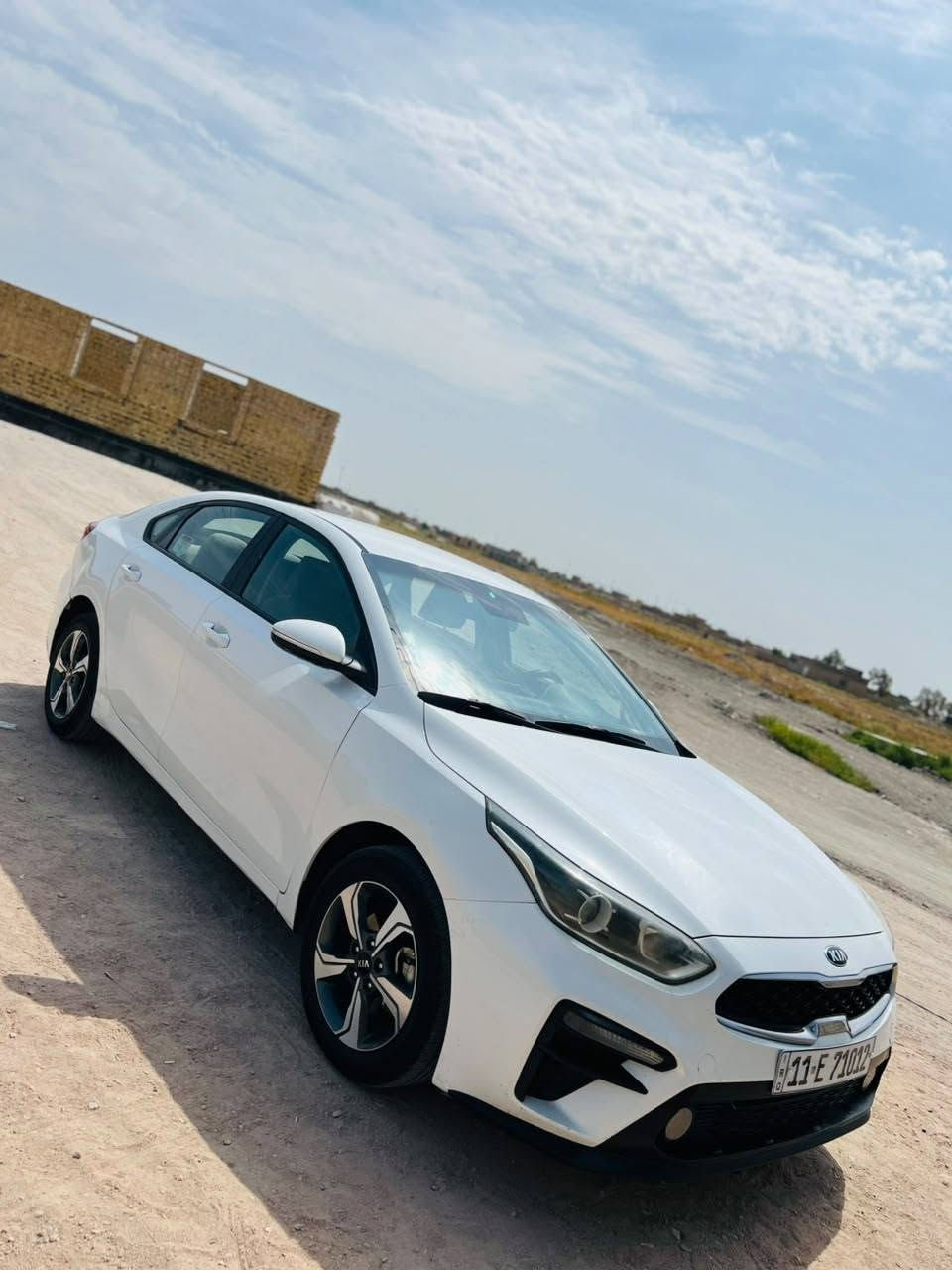 كيا سيراتو 2019 خليجي كويتي
رقم بغداد دولي مواصفات نص فول شاشه كامره
تحكم ستيرن داخل لونين 5 ويل كب مري شفط قطعتين تبريد  لد خلفي سياره جاهزا تخم تاير جديد
سياره جاهزا ما بيهه نقص
سياره مكفوله من صبغ وفتح وتبديل
بيهه بارد ب جاملق الخلفي قليل
السعر 136 وبيها مجال
مكاني سماوه الوركاء

         ايي تسفسار اتصال ***********
