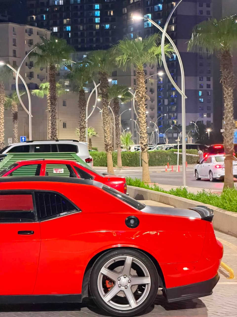 سلام العليك اخوان 
جالنجر لون مميز پرتقالي 🍊🧡 
موديل __2017__  SXT سيارة جائزة 
سعر💵__ 145$__💵 بيها مجال اشوي 
مكال سيارة اربيل 
سيارة بيها جاملغ امامي وة باب بس جلاتين بدون دواخل سيارةبسمي  مابي نقوسات افل دينار كير معرك صدر كلش جديد 
سيارة بيها برمجة صوت  كلش جديد سيارة 
رقم ساعبها *********** واتساب 
يسوة خير انشاللة

نص مكتوب في الصور:
- Original Sound yusf_hazadin01