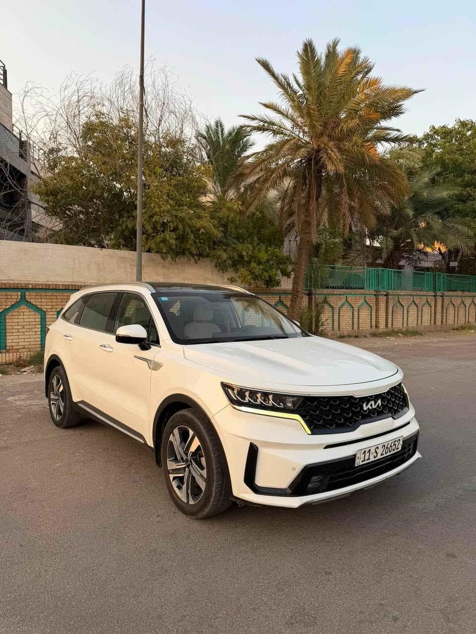 السلام عليكم
سورنتو 2023 خليجي رقم بغداد بأسمي 
بانوراما بصمة بيبان بصمة 
كشنات تدفئة وبعد بيهه هواي مواصفات 
ماشية 71 كيلو 
مكينة 6 سلندر 
مناقصة كلشي سيارة 
بيهه بابتين مبدلات نفس اللون مؤسسة بدون دواخل نهائياً
وتكحيل بجاملغ الامامي وبارد الباقي كلة مكفول
سعرهاا مناااسب 223 وبيهه مجال  
مكاني بغداد حي القاهرة
***********
