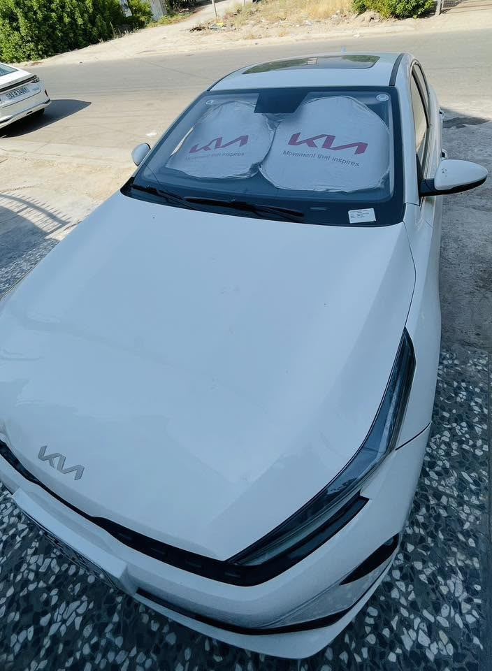 سلام عليكم
كيا k3
موديل 2022
ماشيه 31 
رقم اربيل بأسمي شرط التحويل
فول مواصفات تبريد قطعتين 4 وضعيات قياده فتحة سقف
دبل نوزل بيها طخة بالبنيد ع كد اربع اصابع ممصلحها لا بارد ولا شي و مبين بالصور سياره نظيفه جداً مكفولة 
السعر 130 بي مجال بسيط مكان السياره بغداد / الكرخ
الرقم ***********
