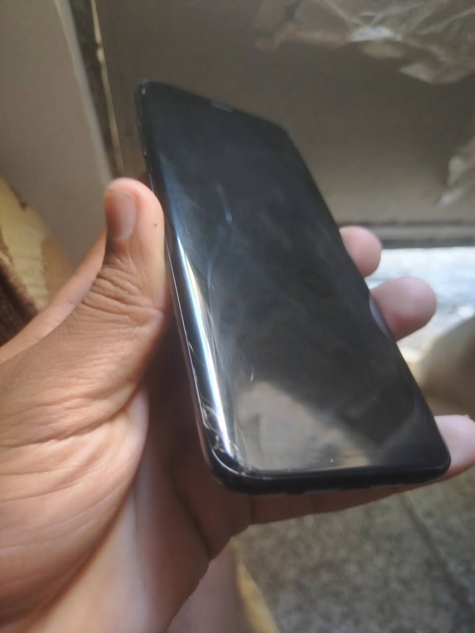 Galaxy S8 العادي
سامسونج s8 العادي ذاكرة 64 كلة شغال بس فطور بسيطة بل شاشة مامئثرة + الشاشة بيهة طبع بسيط مال تيك توك مبدل بطارية فقط اصلية 
جهاز كل البرامج يشغلهة للبيع سعرة 70 الف او بي مجال قليل مكاني بغداد الشعب غير متوفر عل فيس فقط واتساب او اتصال ***********
