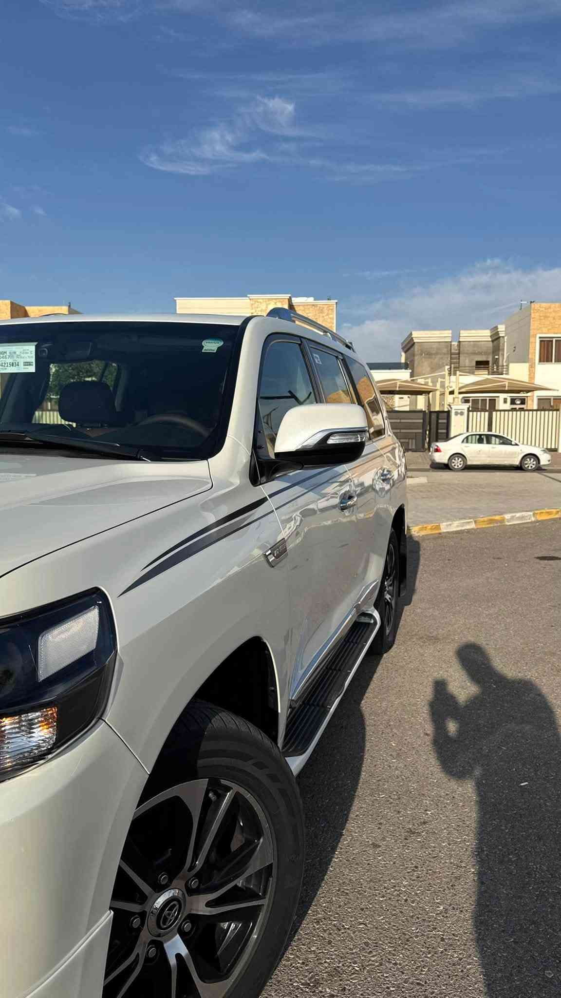 لاندكروز VXR • 8 سلندر 4600 • مشي 150الف
