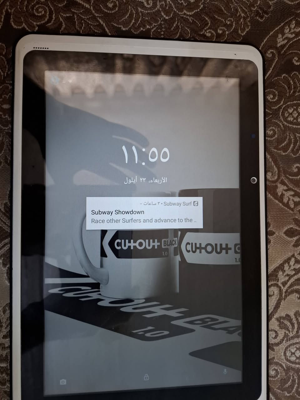تاب للبيع
ذاكرة ٦٤
رام ٢
السعر 75 بي مجال شي بسيط 
للتواصل ***********

نص مكتوب في الصور:
- 11:00
- الأربعاء، ٢٣ أيلول
- Subway Surf ٢٠ ساعات
- Subway Showdown
- Race other Surfers and advance to the ..