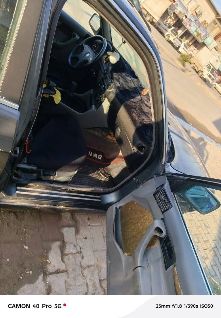 بي إم دبليو 525 • محرك ٢٫٥ • جير عادي