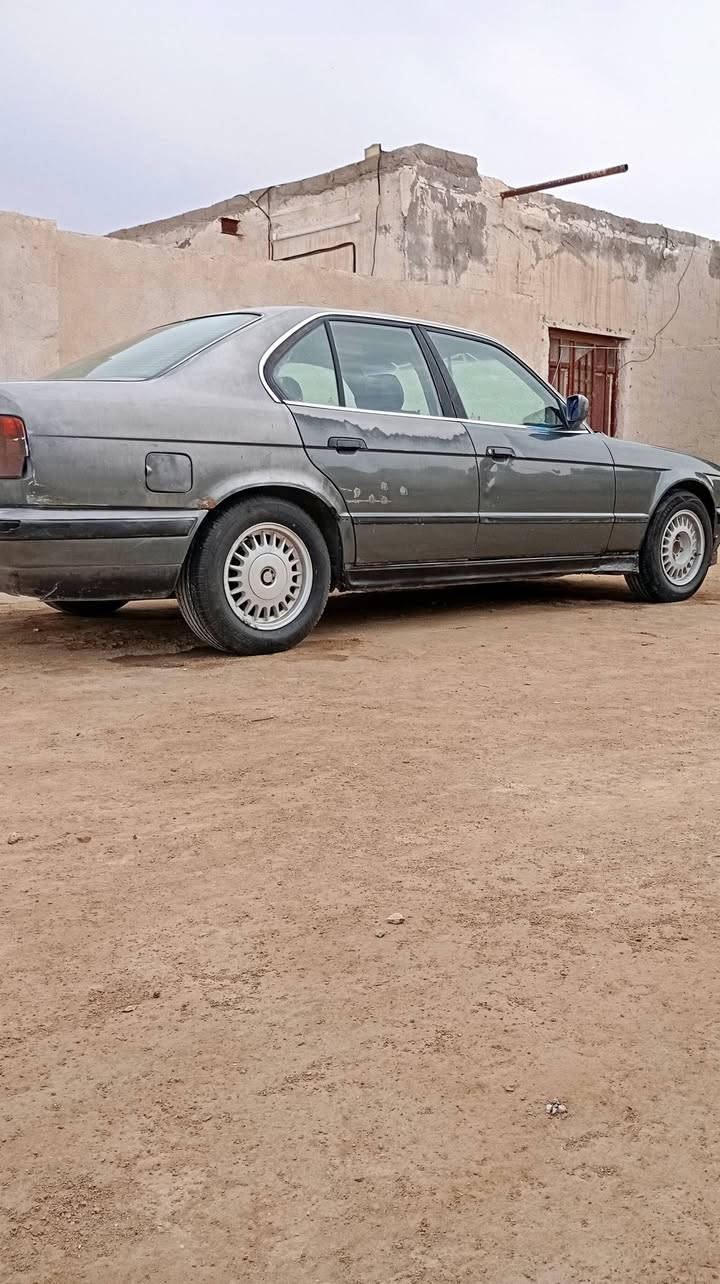 بي ام 525 • كير عادي • رقم ديالى