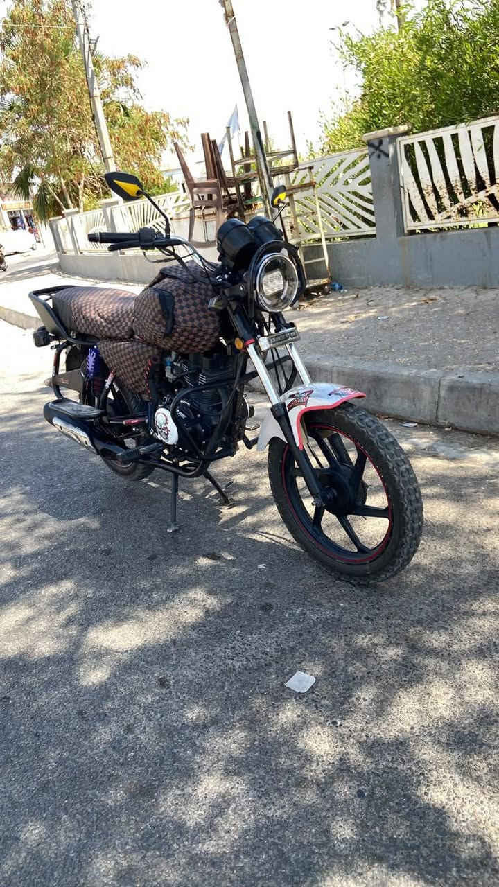 سلام عليكم دايوان موديل 20محرك كبس شرط قطره صوت مابي  سعر 975بي مجال قليل شراي خابر ***********
مكان كركوك شارع قدس
