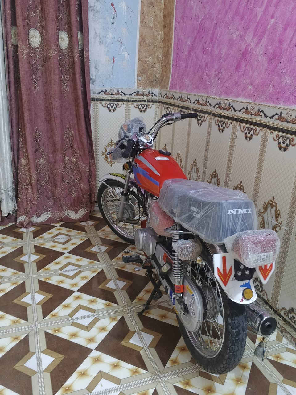 سلام عليكم دراجه البيع نامه شلامجه وراق سكنر موديل 24 السعر 950 وبيها مجال ***********
