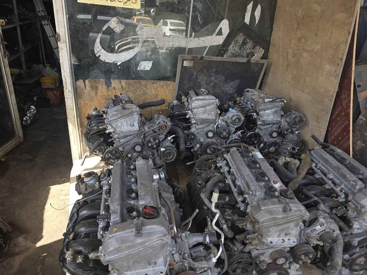 سلام عليكم .....
تتوفر محركات كامري 2400cc  2az  وكذلك كير 13 خط 
طابوكة محرك ٦٧٥ دولار مع المحرك القديم ، 
كير ١٣ خط ٥٧٥ دولار مع الكير القديم ، 
العنوان النجف الأشرف ، 
حي الصناعي *********** 
اللي يريد يشد يمنا هلا بيه واللي ياخذ سفري هم حياه الله
