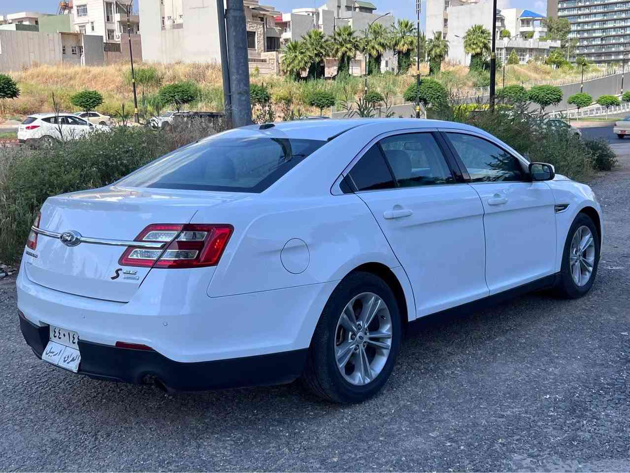 للبيع نقداً فقط ب ٩٧ ورقة ومجال بسيط جداً… فورد تورس موديل ٢٠١٥… بدون دعم بيهه بصفحة السايق جم مكان صبغ… كير اوتو… محرك ٤ سلندر توربو… كلهه بلادية على وضعهه مابيهه اي نقص وجاهزة من كل النواحي… المكان دهوك… السعر ٩٧ ورقة ومجال بسيط جداً… عليهه ٨٠٠$ غرامة تنخصم من السعر…. للاستفسار 
***********
*********** دهوك, العراق
