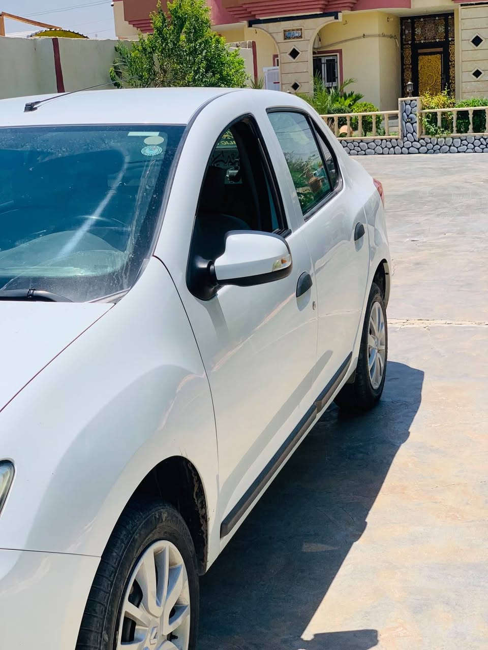 للبيع سمبول مواصفات ٢٠٢٠ea
* رقم دهوك  + هزه جديده

* سيارة وضع شركه نظيفة جداً واستعمال خفيف بدون صبغ او رصعات

* محرك اقتصادي وأداء ممتاز

* داخلية بيج أنيقة ونظيفة

* تبريد وتدفئة وكاله بشرط ❄️

* شاشة بلاديه شركه رينو تدعم بلوتوث اواكس وخرائط

*  + حساسات خلفية

* كشاف ضباب خلفي 

* مثبت سرعة (Cruise Control)

* تحكم بالميديا من خلف الستيرن

*ويل كاب بلادي شركه 

* مرايا كهربائية مع إشارات جانبية

* 4 جامات كهرباء

*تحكم ستيرن

* السيارة حلوة وجاهزة للاخير من شركه البلاد المتحده

* جميع الايرباكات سليمه 100/100

* الحدايه والصدر الامامي والخلفي جدد وشرط 100/100

* دبل سويج مال 

السيارة حرة باسمي تريد تحويل تريد وكاله بنفس اليوم 

مكان السياره  _ صلاح الدين  ✝️

#ترهم مقدمه زينه وبشهر مع كفيل مضبوط

للمزيد من المعلومات الاتصال او واتساب ***********

