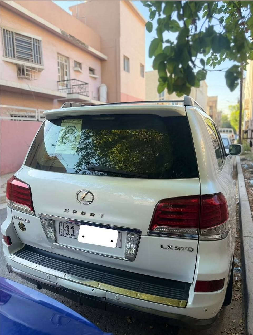 سلام عليكم لكزز ٢٠١٢ رقم بغداد سياره حيل حلوه اي استفسار اتصل على هاذا رقم *********** ٣ دفتر ٣٠ ورقه بيها شي قليل
